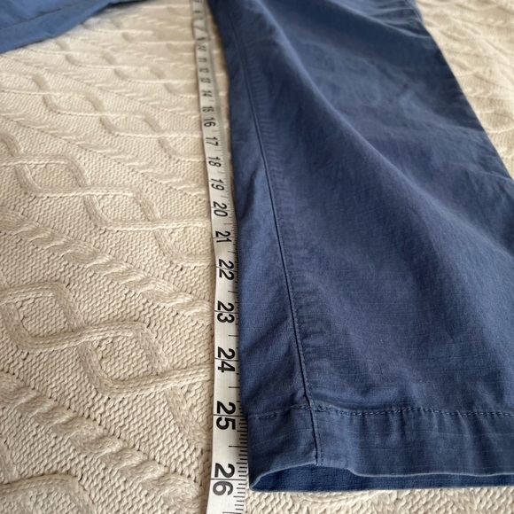 Eddie Bauer Smoky Blue Khaki Cropped Pants Women’s Size 8 - Picture 10 of 15